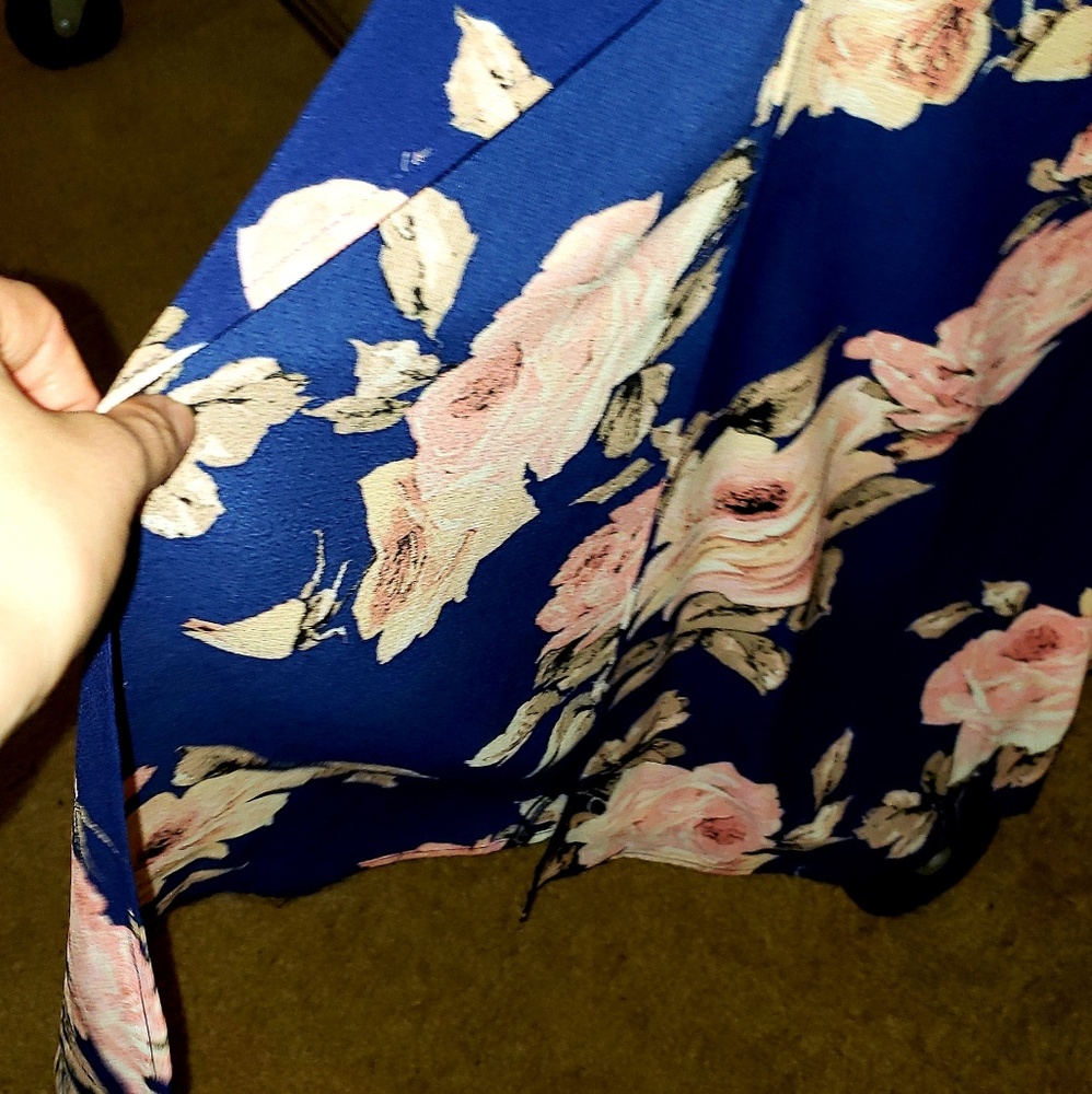 Dress - Picture 2 of 2